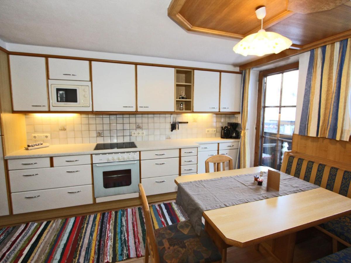 Beautiful Flat In Kaltenbach Near The Ski Area Apartment Bagian luar foto