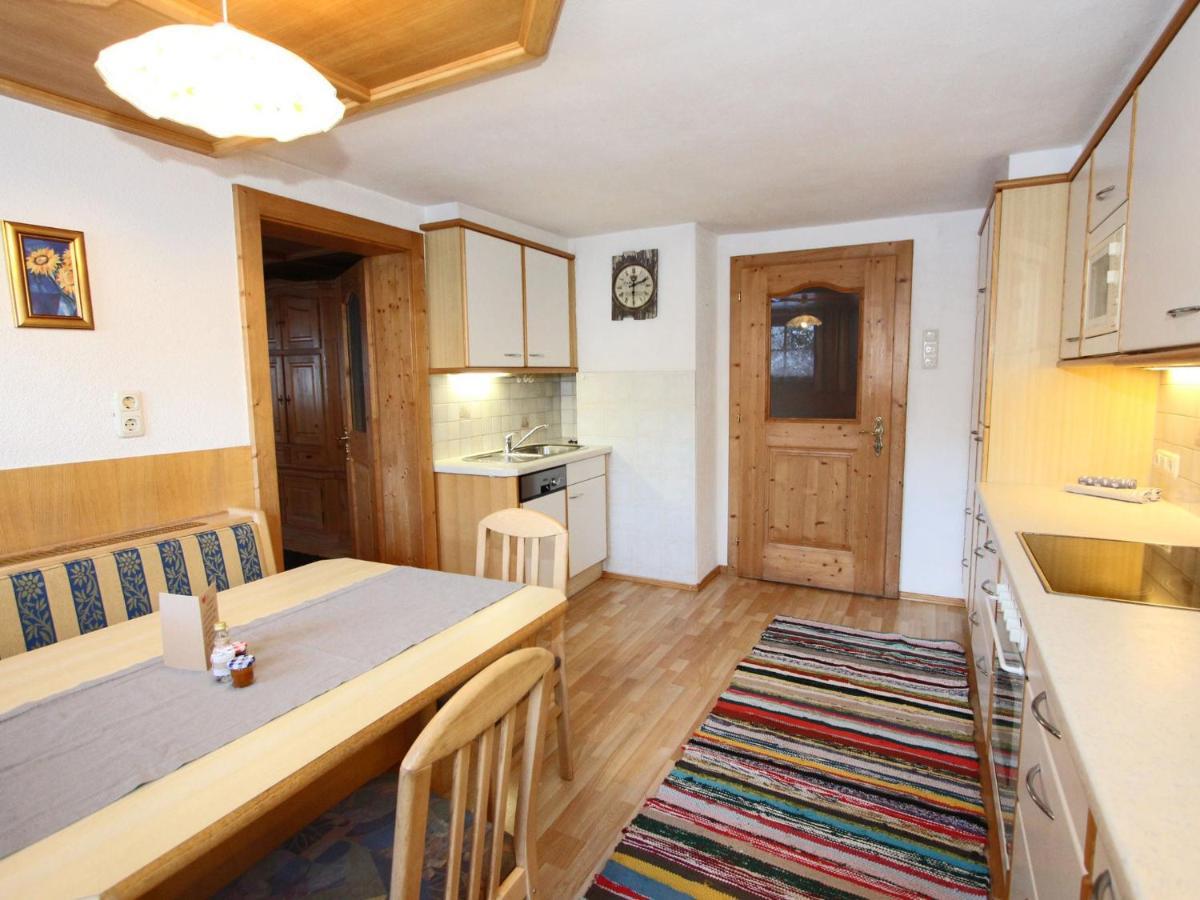 Beautiful Flat In Kaltenbach Near The Ski Area Apartment Bagian luar foto